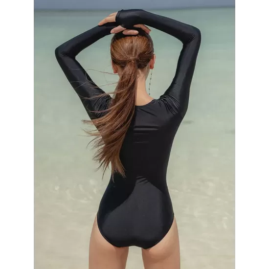Long Sleeve Deep V-Neck Solid Color Slim One-Piece Rash Guard Swimwear Long Sleeve Deep V-Neck Solid Color Slim One-Piece Rash Guard Swimwear