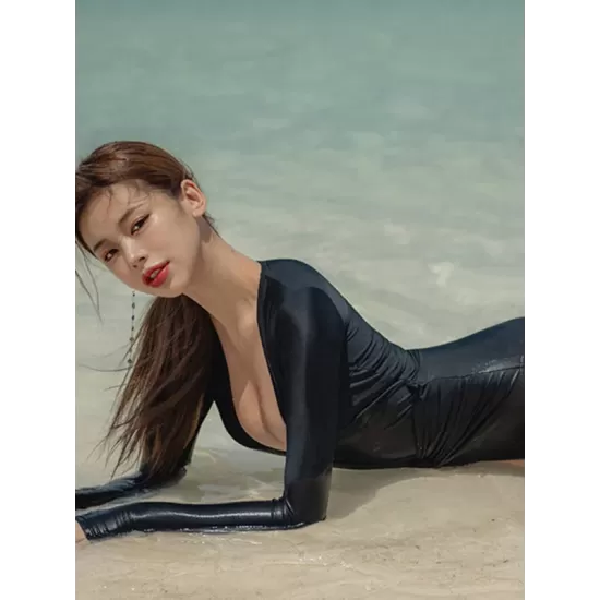 Long Sleeve Deep V-Neck Solid Color Slim One-Piece Rash Guard Swimwear Long Sleeve Deep V-Neck Solid Color Slim One-Piece Rash Guard Swimwear